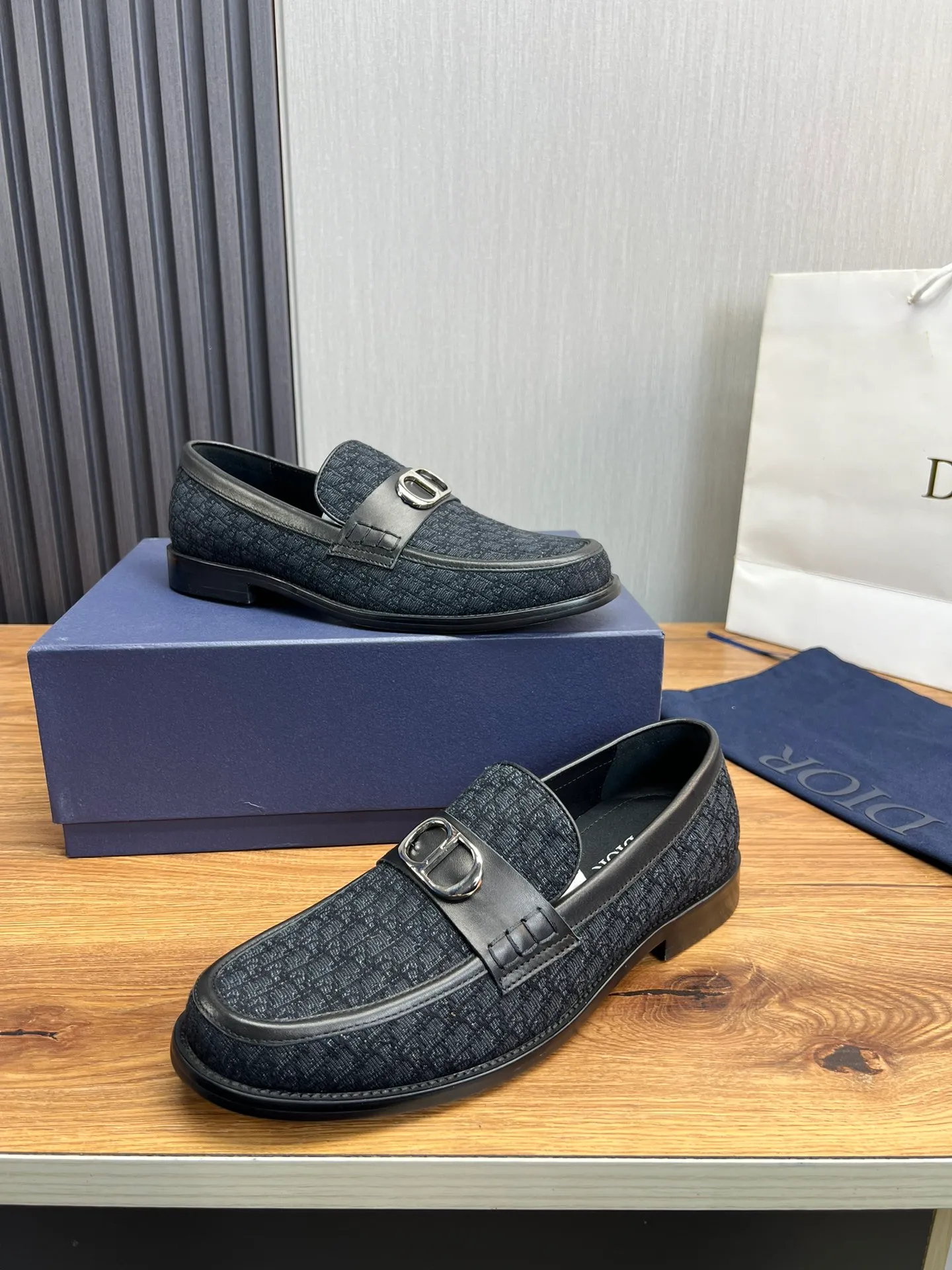 Men's men's shoes 💰580💰 Dior men's business casual leather shoes 👞all made of imported original brand leather, just to create a more comfortable wearing experience, upper: original cowhide ➕ imported sheepskin lining, original non-slip and wear-resistant rubber outsole ✔️36-45 (38.45 non-refundable)